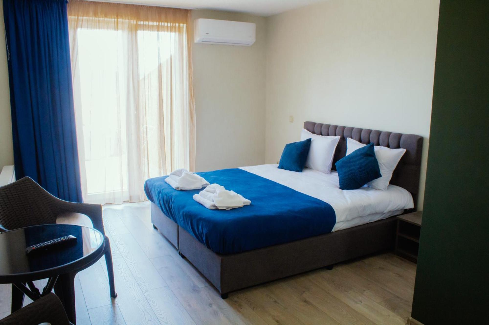 Guesthouse The Rock 사파레바바냐 외부 사진